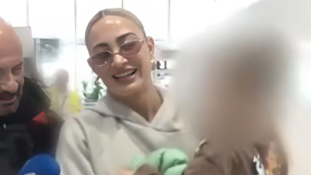 Ιωάννα Τούνη σε ερώτηση για τον Δημήτρη Αλεξάνδρου: Η ζωή με στενοχωρεί, κατά τα άλλα όλα καλά