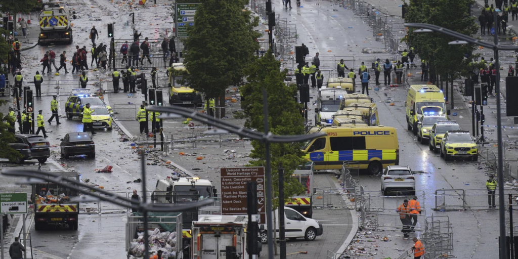 Κάθειρξη 21 ετων και 6 μηνών στον Βρετανό που έπεσε με το αμάξι του σε οπαδούς της Λίβερπουλ σε παρέλαση