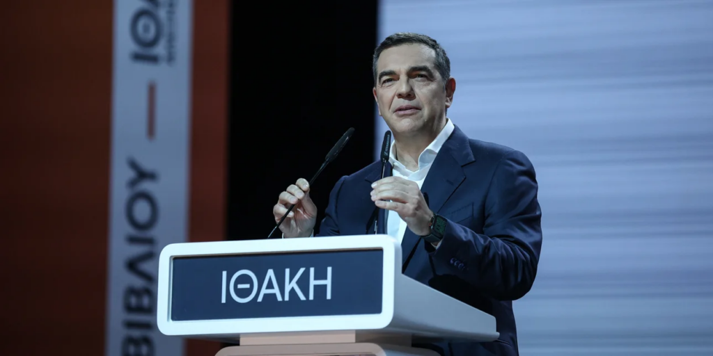 Στην Πάτρα για το βιβλίο του, "Ιθάκη" ο Αλέξης Τσίπρας