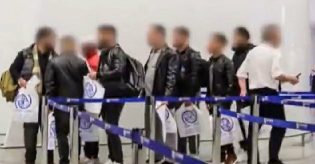 Θ. Πλεύρης: Οργανώσαμε την επιστροφή 80 ατόμων σε Συρία, Μπαγκλαντές, Πακιστάν, Αίγυπτο και Ινδονησία