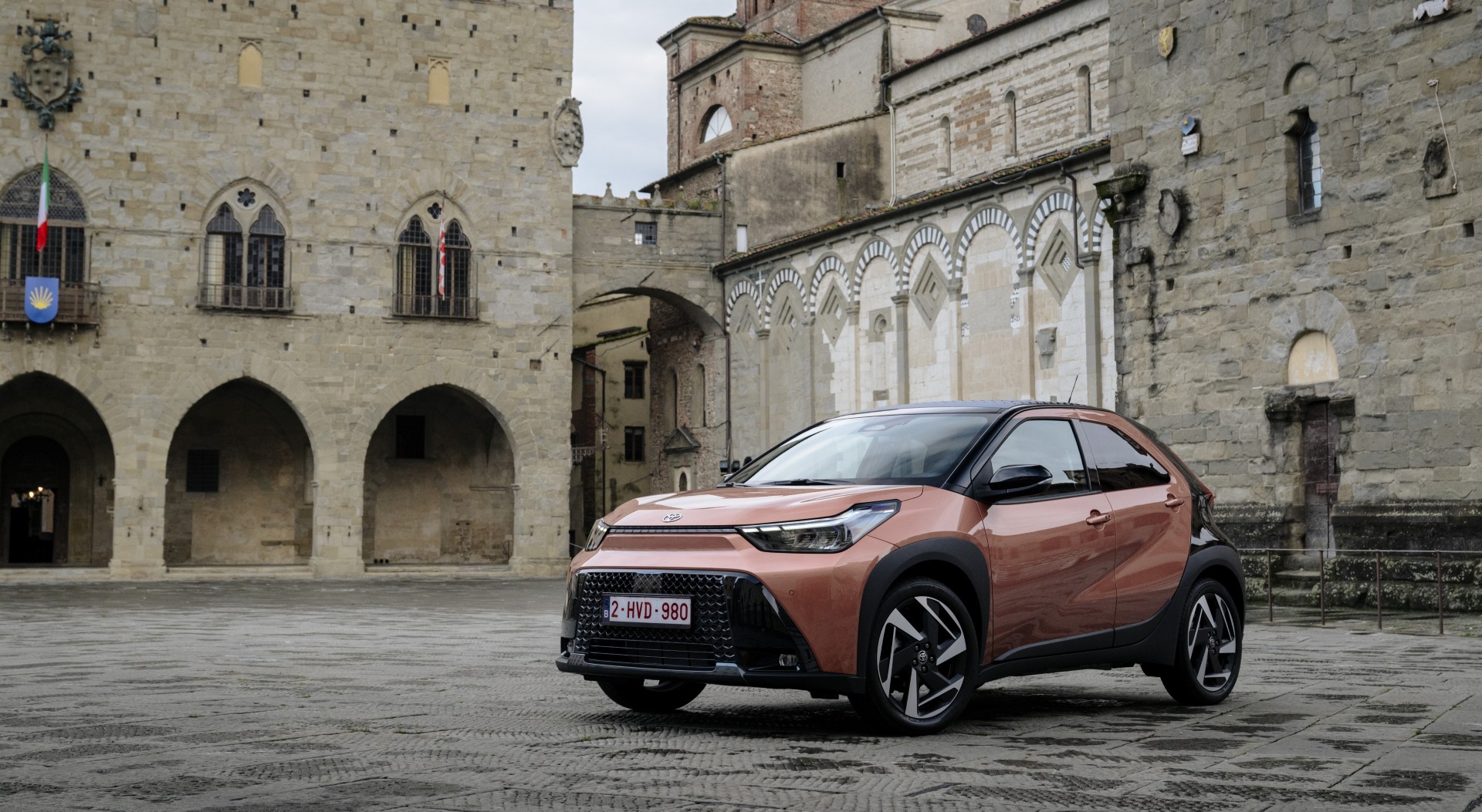 Toyota Aygo X Hybrid: Πρώτη γνωριμία στη μαγευτική Φλωρεντία