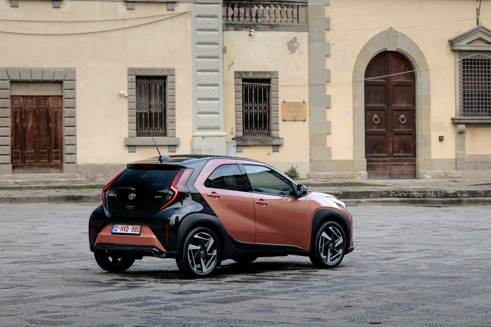 Toyota Aygo X Hybrid: Πρώτη γνωριμία στη μαγευτική Φλωρεντία