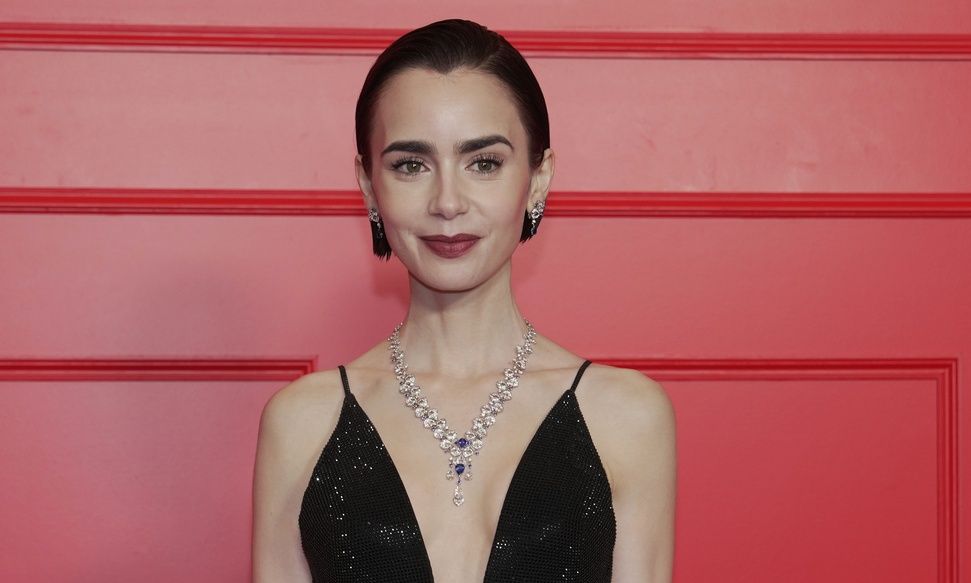 251221115850_5c31fa39-lily-collins