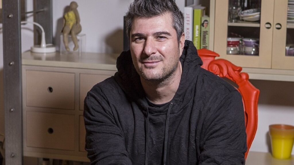 Μωραΐτης: Επαινούσαν την Κυριακή Μάλαμα και τώρα έχουν πέσει σαν λυσσασμένα σκυλιά να τη φάνε