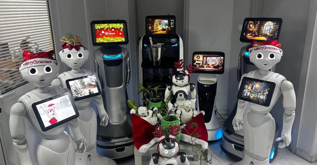 Ρομπότ λένε τα κάλαντα στην παιδοχειρουργική κλινική του Γ. Γεννηματάς- BINTEO