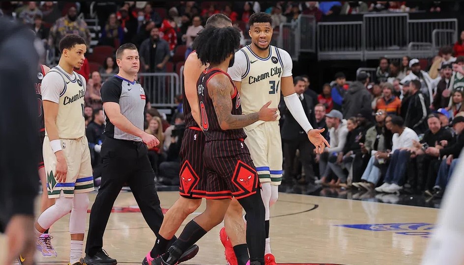 Αποκαλύφθηκαν οι διάλογοι που «άναψαν τα αίματα» ανάμεσα σε Αντετοκούνμπο και Βούτσεβιτς