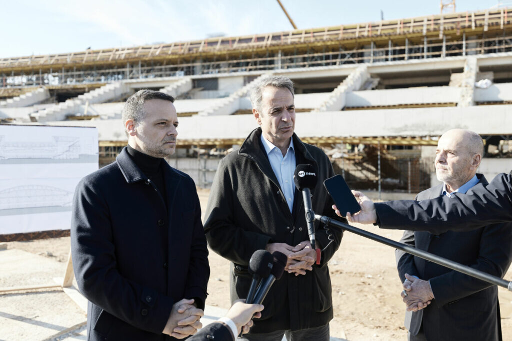 Κυριάκος Μητσοτάκης, Γιάννης Αλαφούζος και Χάρης Δούκας στον Βοτανικό: «Το γήπεδο θα είναι έτοιμο τον Μάιο του 2027»
