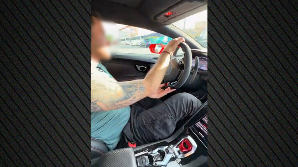 251231075639_tiktoker2-xrm