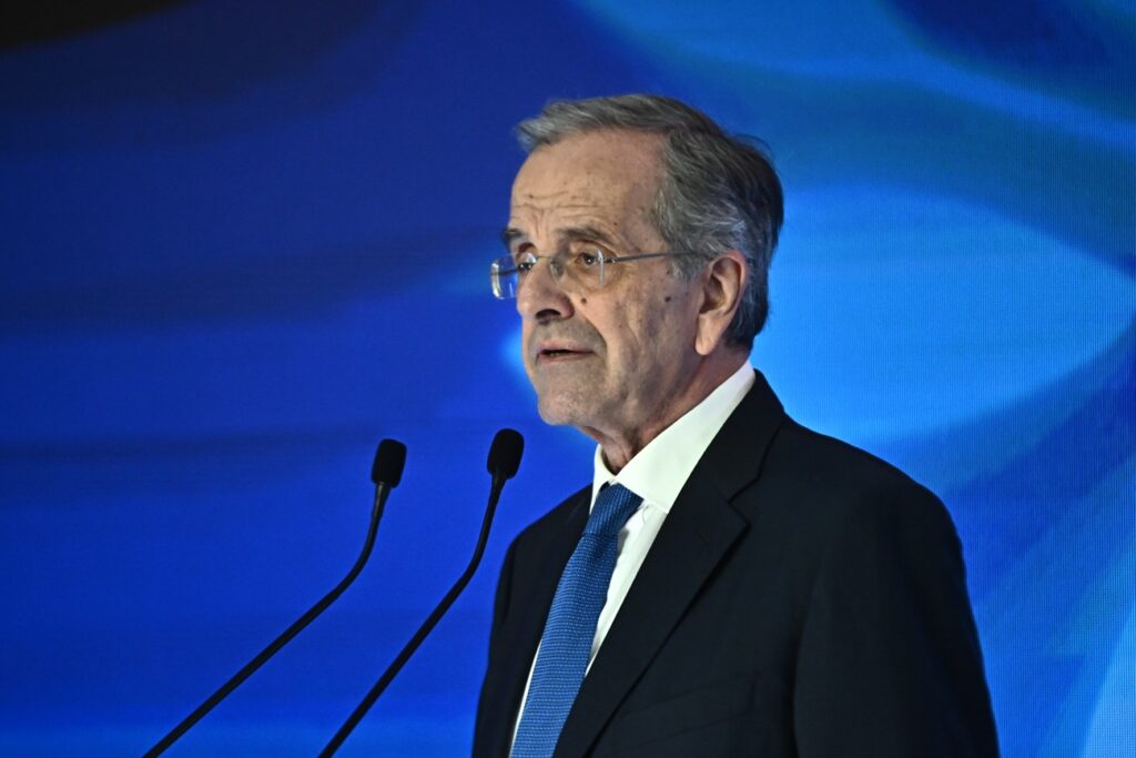 Αντώνης Σαμαράς για τη νέα χρονιά: «Το 2026 η πατρίδα απαιτεί αλήθεια και κοινωνική δικαιοσύνη»