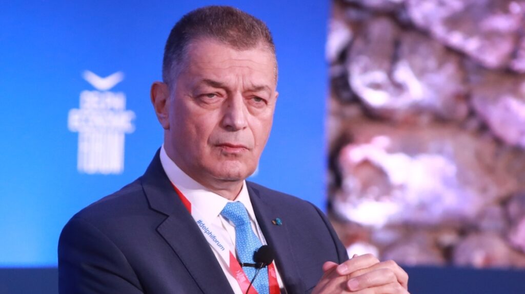 Αλκιβιάδης Στεφανής: Ανάρτηση για το χιονισμένο Άγιο Όρος