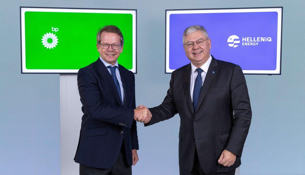 251218154846_1_BP-HELLENiQ-ENERGY-signing–1024×589