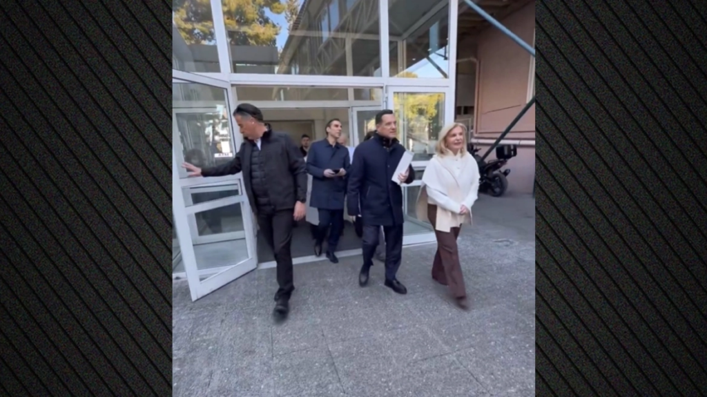 Τα συμφέροντα δεν μπορούν να κρύψουν την πρόοδο, είπε ο Άδωνις Γεωργιάδης μετά από επίσκεψη σε νοσοκομεία