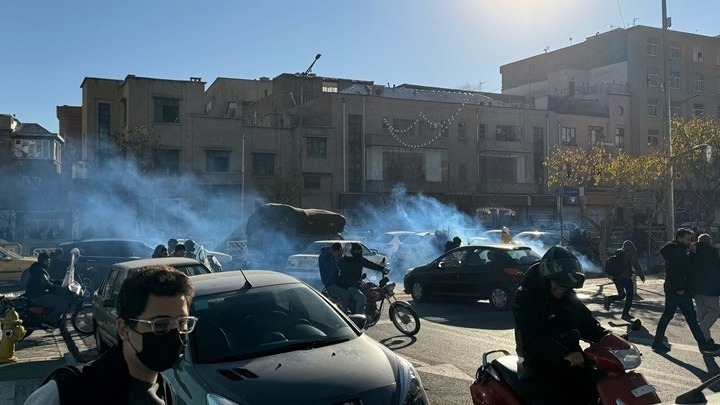 Ιράν: Νέες διαδηλώσεις στην Τεχεράνη – Κλιμάκωση βίας στις δυτικές επαρχίες