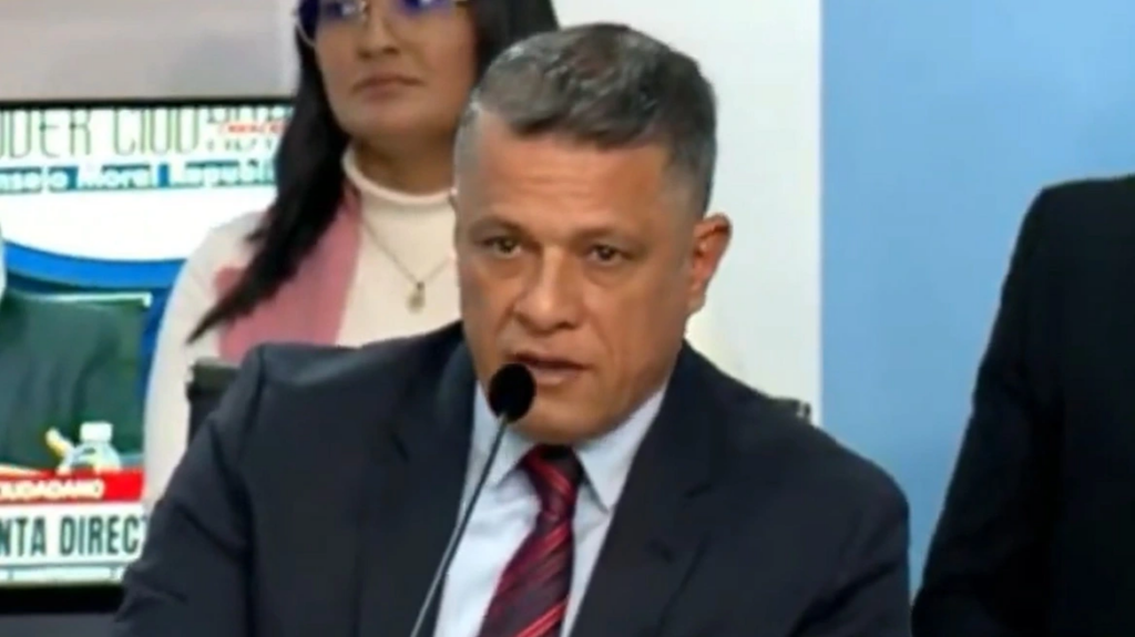 Ως πρόεδρος κράτους απολαμβάνει ασυλίας ο Νικολάς Μαδούρο, δήλωσε ο γενικός εισαγγελέας της Βενεζουέλας