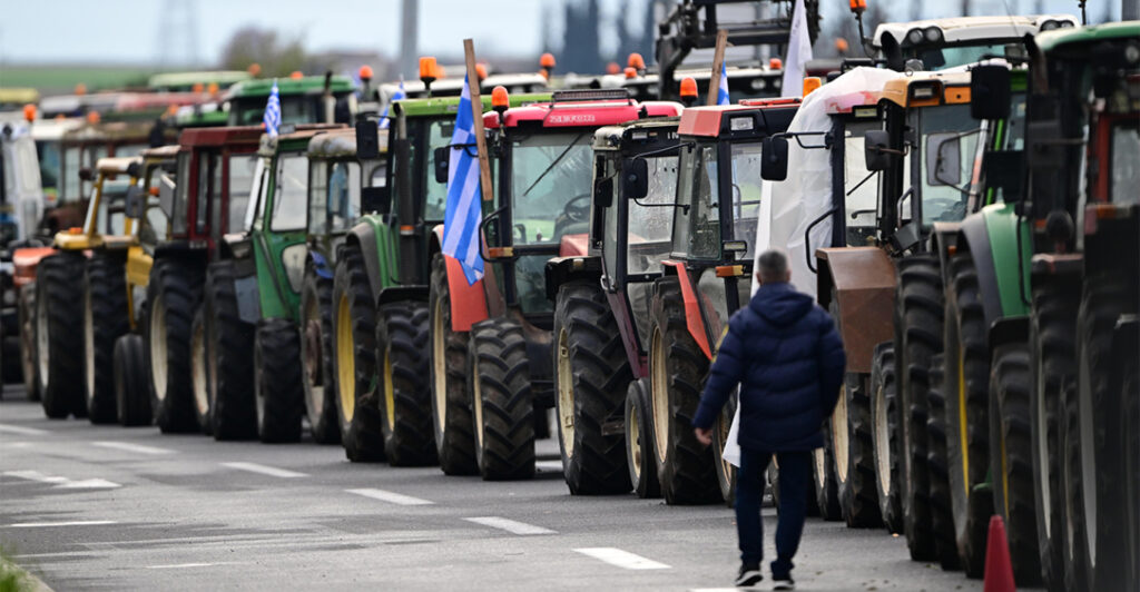 Δυσαρεστημένοι οι αγρότες από τις εξαγγελίες της κυβέρνησης - Δεν σχεδιάζουν να ανοίξουν τους δρόμους