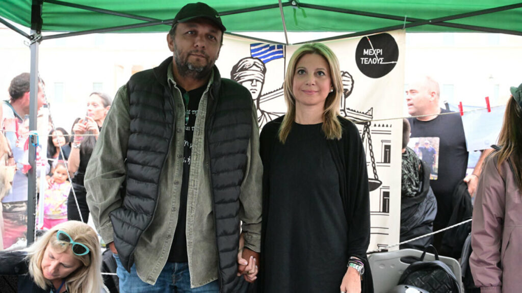 Πάνος Ρούτσι: Η Καρυστιανού να παραιτηθεί από πρόεδρος του συλλόγου για τα Τέμπη