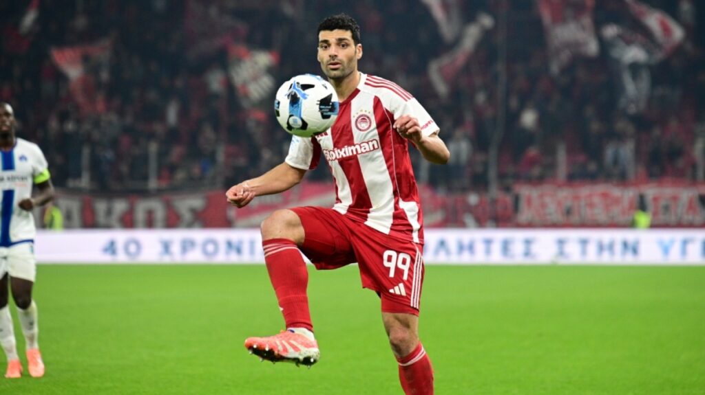 Ολυμπιακός: Ο Ταρέμι είναι στο στόχαστρο της Νότιγχαμ, σύμφωνα με το Athletic