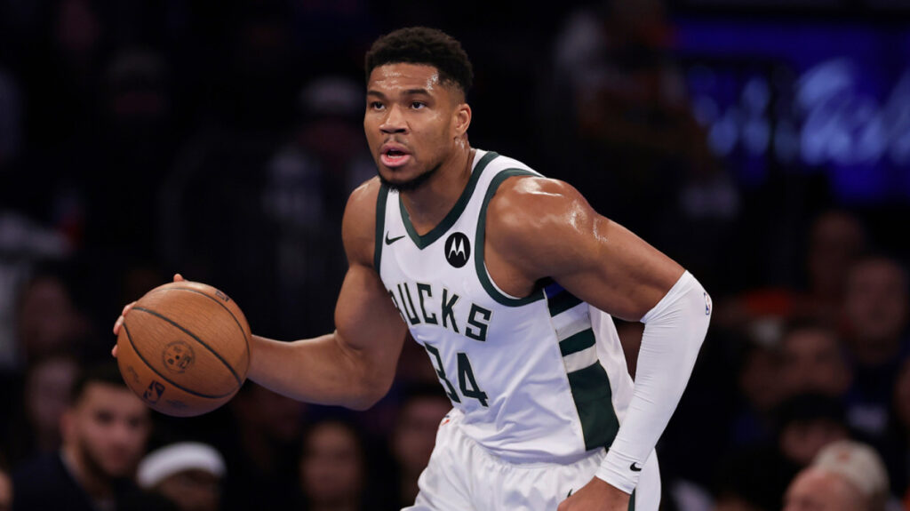 NBA: Ο Αντετοκούνμπο ήταν μια ομάδα μόνος του για τους Μπακς, αλλά το Ντένβερ άντεξε και κέρδισε