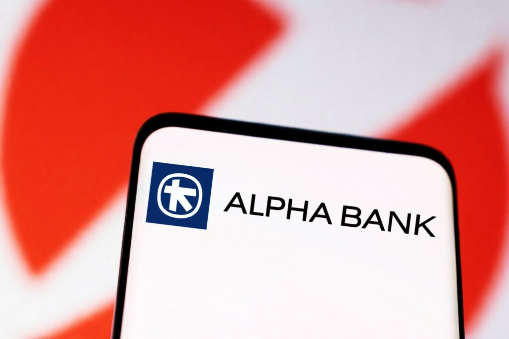 Η UniCredit μία ανάσα από το 33,3% στην Alpha Bank, σενάρια δημόσιας πρότασης και «φωτιά» στο τραπεζικό παρασκήνιο