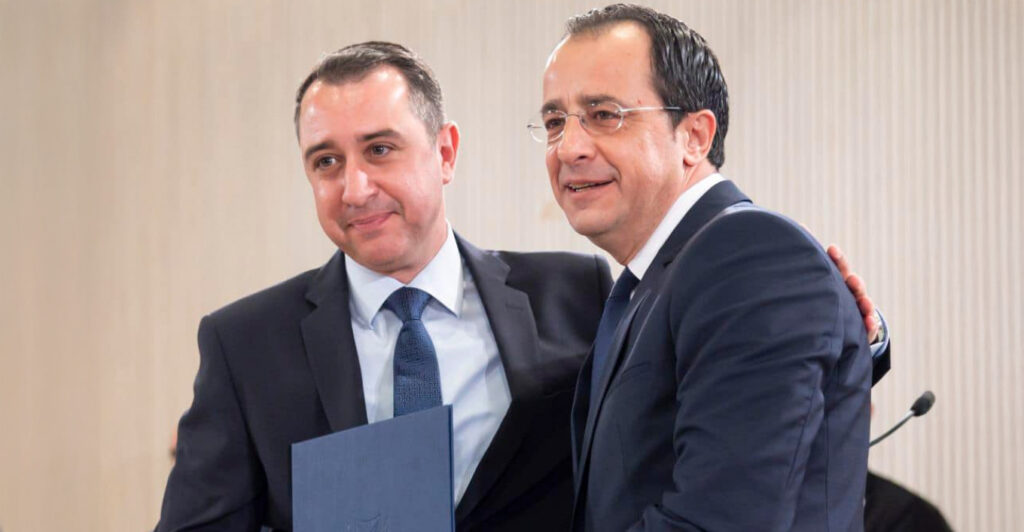 Παραιτήθηκε ο Χαράλαμπος Χαραλάμπους από διευθυντής του γραφείου του Χριστοδουλίδη μετά το βίντεο με τις μίζες