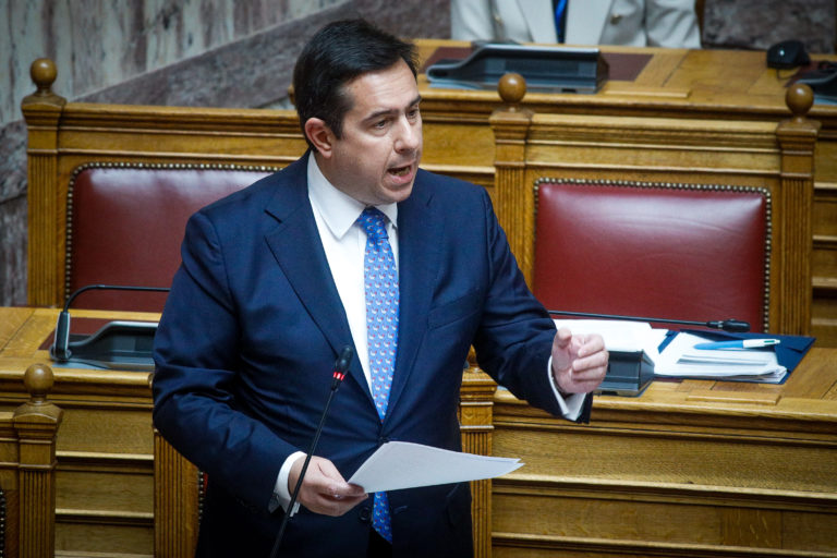 Νότης Μηταράκης στη COSAC: Αναγκαία περισσότερη πολιτική ισχύς της ΕΕ, ασφάλεια και μετανάστευση βασικές προκλήσεις - Βίντεο