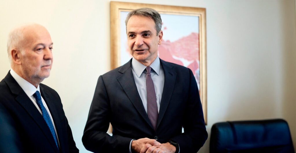 Κυριάκος Μητσοτάκης: Σε δικηγορικό γραφείο για την παρουσίαση του νέου ψηφιακού δικαστικού φακέλου