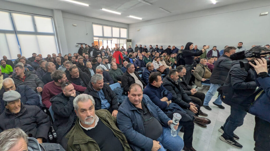 260114161220_agrotes-syntonistiko-_12_