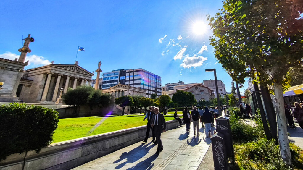 Καιρός: Αλκυονίδες έως την Παρασκευή με άνοδο της θερμοκρασίας και εξασθένηση των ανέμων