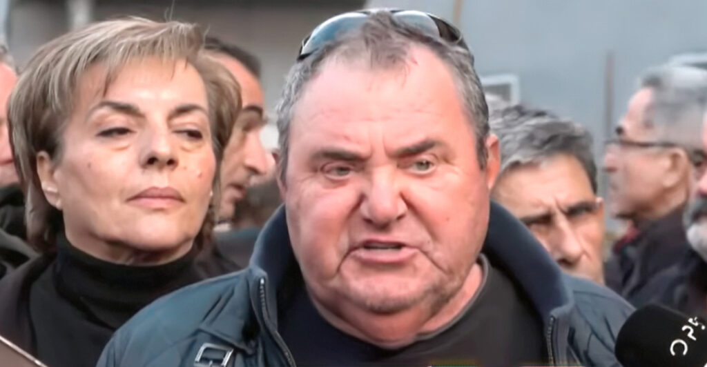 Αδειάζουν τον Ανεστίδη οι αγροτοσυνδικαλιστές: Απαράδεκτος, αμαυρώνει τον αγώνα μας, να αυτοεξαιρεθεί για να μην χαλάσει η συνάντηση στο Μαξίμου