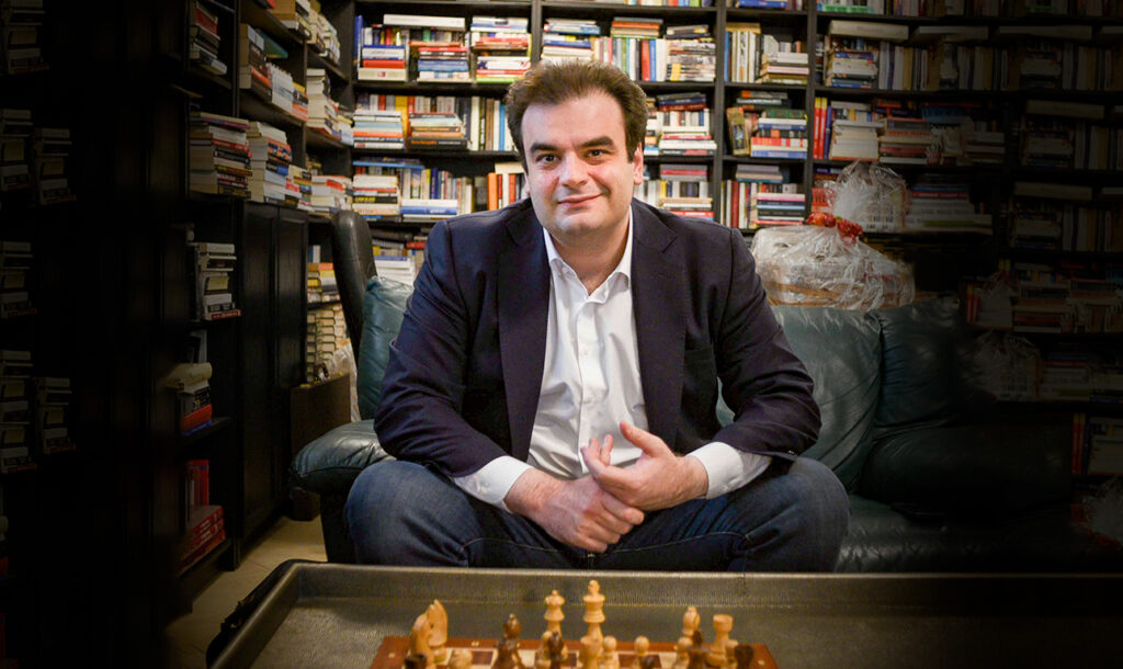 Ιστορική πρεμιέρα Πιερρακάκη στην προεδρία του Eurogroup με βαριά ατζέντα