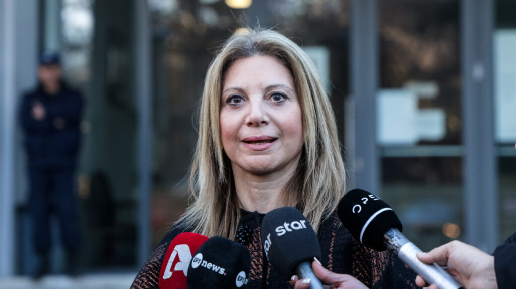 Μ. Καρυστιανού: Θέμα δημόσιας διαβούλευσης οι αμβλώσεις - Συνομιλώ με ανθρώπους που ανήκουν σε όλα τα κόμματα