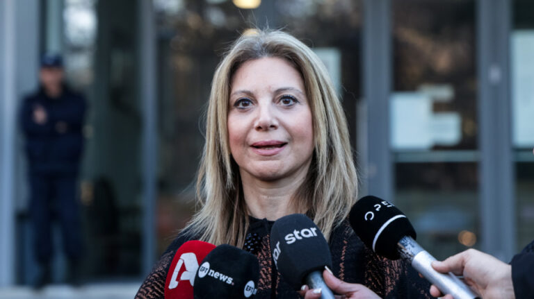 Μ. Καρυστιανού: Θέμα δημόσιας διαβούλευσης οι αμβλώσεις - Συνομιλώ με ανθρώπους που ανήκουν σε όλα τα κόμματα