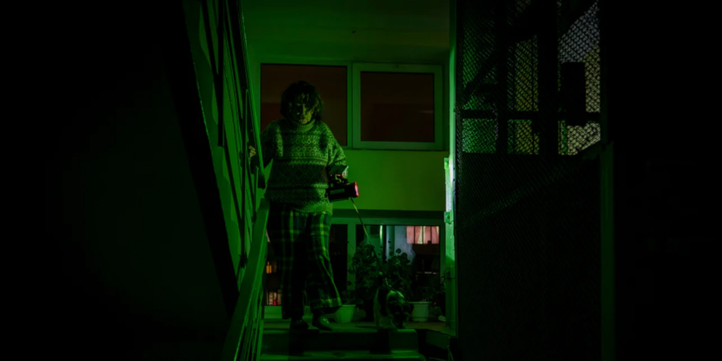 Χωρίς ρεύμα το 60% του Κιέβου μετά τις ρωσικές επιθέσεις σε υποδομές