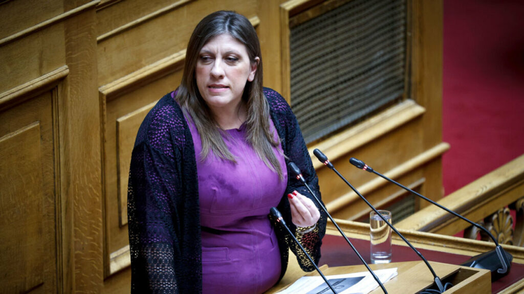 Με σόου Κωνσταντοπούλου, καβγάδες και τοξικό λόγο από την αντιπολίτευση η συζήτηση για τη διακομματική των αγροτών, την ψήφισε μόνο η ΝΔ