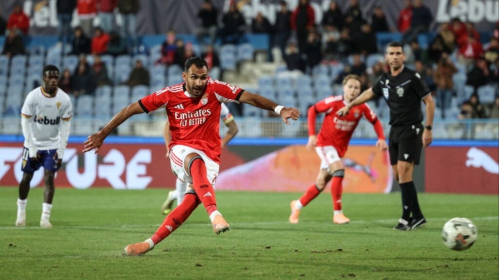 Ο Μουρίνιο στηρίζει Παυλίδη: Δεν θα του κάνω καμία κριτική δουλεύει σκληρά για την ομάδα