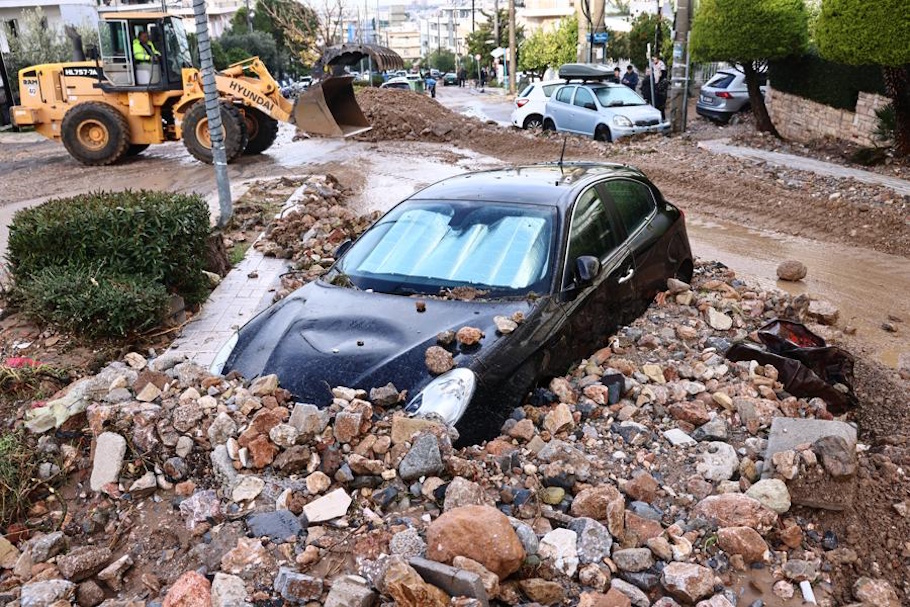 Έκτακτη χρηματοδότηση στον Δήμο Γλυφάδας για την αντιμετώπιση των ζημιών από την κακοκαιρία