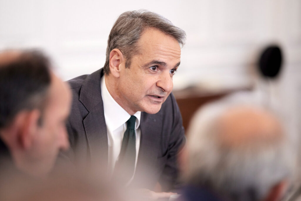 Το εθνικό σχέδιο για την ευλογιά στο τραπέζι σύσκεψης υπό τον Μητσοτάκη - 10 ερωταπαντήσεις για τους εμβολιασμούς