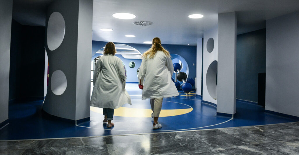 Διασωληνωμένα δύο παιδιά 3 και 6 ετών με γρίπη στη ΜΕΘ του «Αγία Σοφία»