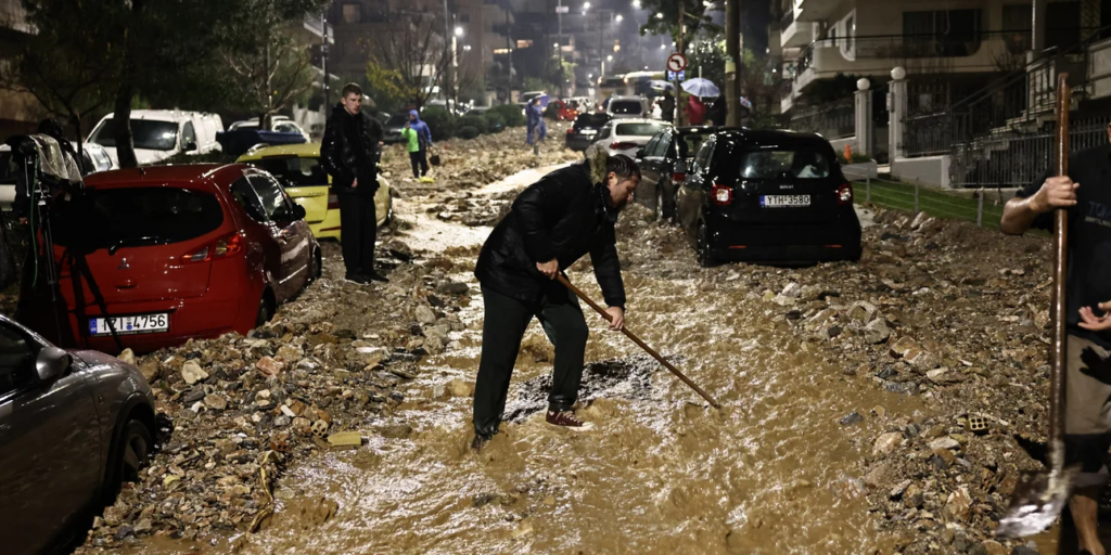 Πλημμύρες Αττικής - Σε δύο φάσεις οι αποζημιώσεις των πληγέντων