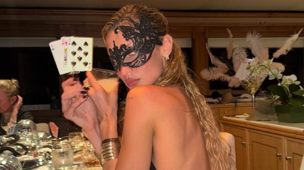 260124100645_bella_hadid