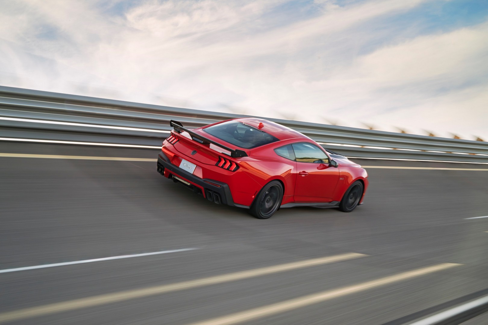 Ford Mustang Dark Horse SC: Το κορυφαίο μοντέλο της οικογένειας Mustang