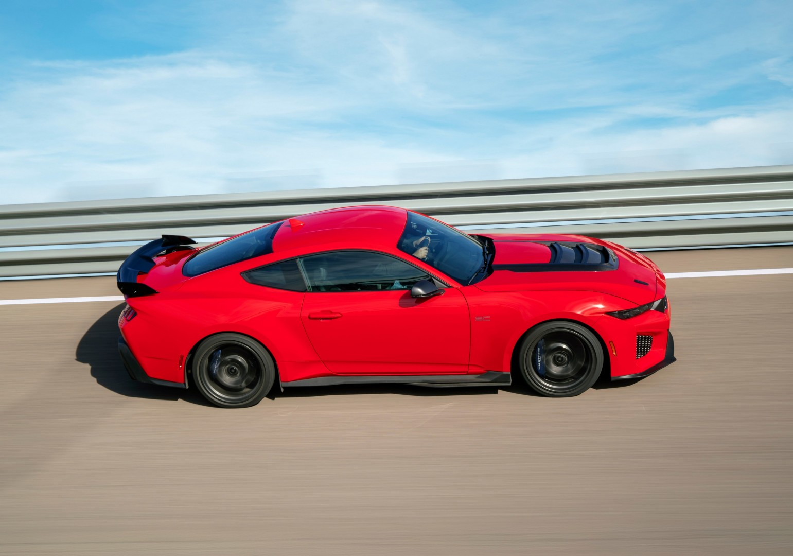 Ford Mustang Dark Horse SC: Το κορυφαίο μοντέλο της οικογένειας Mustang