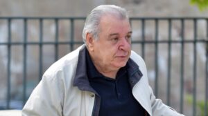 Σοκάρει ο Τάσος Χαλκιάς: Έτρωγα ξύλο από τον πατέρα μου μέχρι που ήμουν μεγάλο παιδί, θα μπορούσε να μου έχει μείνει αυτή η κακή συνήθεια