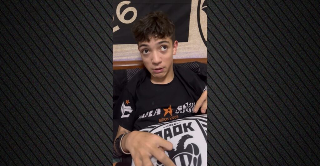 «Χάσαμε άδικα τα αδέρφια μας στον δρόμο»: Το συγκινητικό μήνυμα του μικρού Γιαννάκη για την τραγωδία στην Ρουμανία