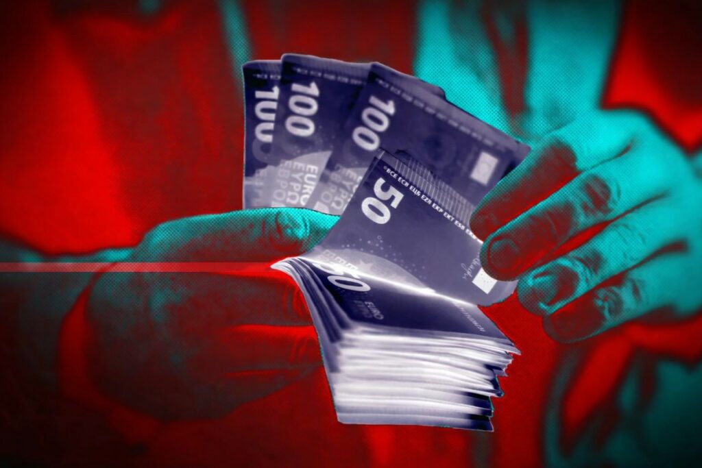 Στο στόχαστρο των αρχών 1.573 πρόσωπα που ελέγχονται για μαύρο χρήμα