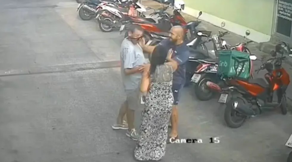 Ταϊλάνδη: Σουηδός γκάνγκστερ σκότωσε 57χρονο Βρετανό με μια καρατιά στον λαιμό - ΒΙΝΤΕΟ