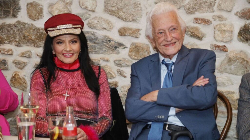 Ζωζώ Σαπουντζάκη: Συντετριμμένη μετά τον θάνατο του συντρόφου της