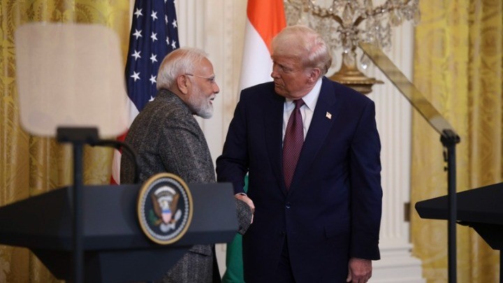 Εμπορική συμφωνία με την Ινδία και μείωση των δασμών ανακοίνωσε ο Ντόναλντ Τραμπ