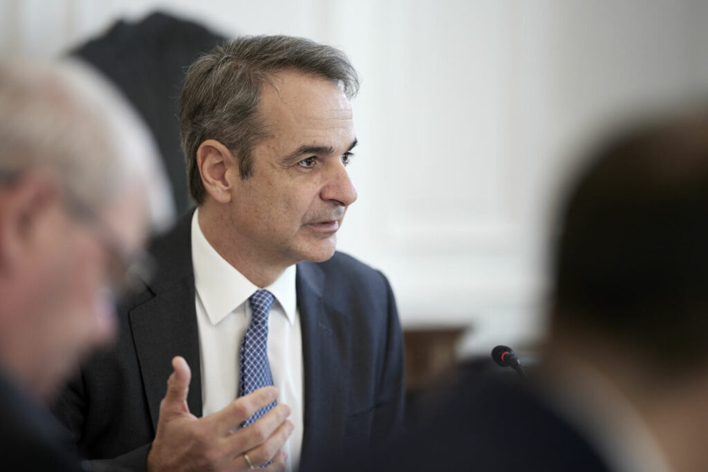 Σύσκεψη για το Εθνικό Απολυτήριο στις 12:00 στο Μαξίμου υπό τον πρωθυπουργό, στόχος η εφαρμογή του από το 2027