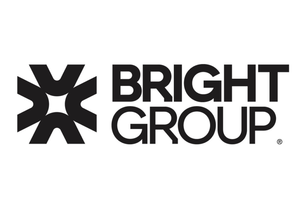 260205152735_bright_group_1200_800